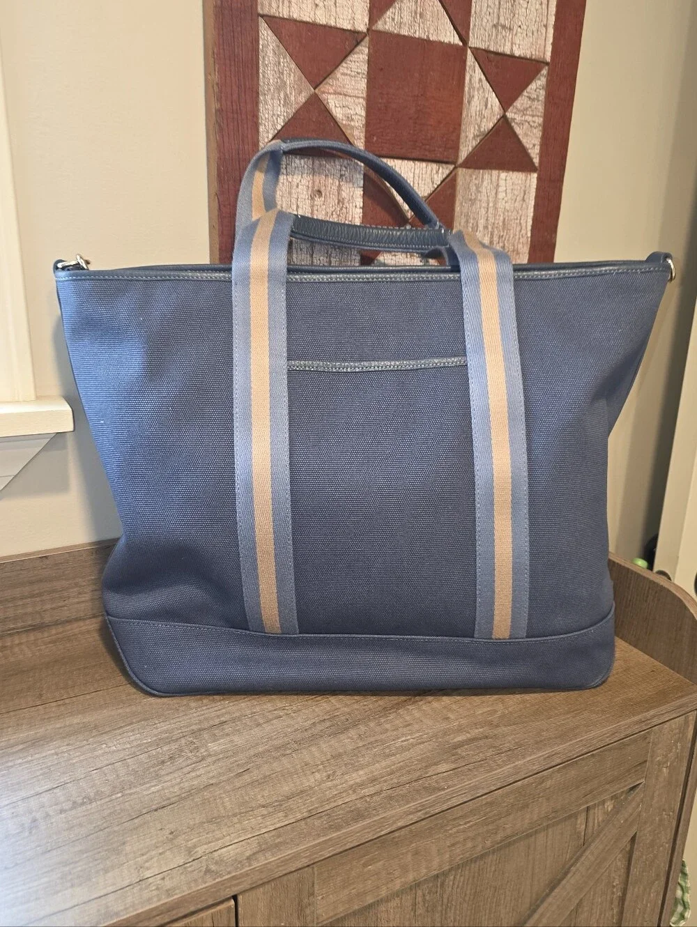 Coach spacious weekender